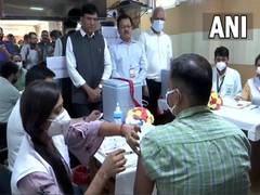 
      
      Mansukh Mandaviya launches 'Covid Vaccination Amrit Mahotsav'
      
      