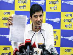 
      
      Delhi: AAP alleges MCD giving schools to private coaching...
      
      