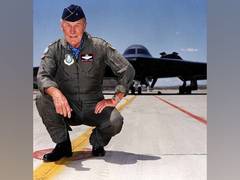 
      
      Chuck Yeager, pilot who broke sound barrier, passes away
      
      