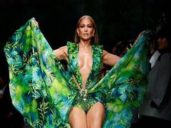 
      
      Jennifer Lopez was convinced to not wear the iconic green...
      
      