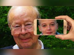 
      
      Study finds why people deceive themselves
      
      