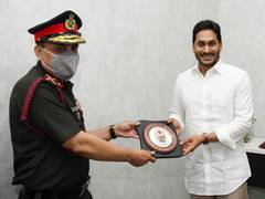 
      
      Major General RK Singh meets Andhra CM
      
      