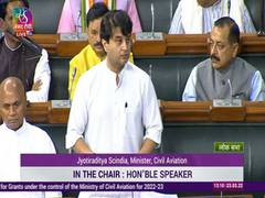 
      
      Jyotiraditya Scindia blames UPA for 'plight of Air India'
      
      