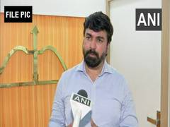 
      
      Rahul Shewale wants party to support NDA candidate for Prez polls
      
      