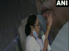 
      
      Won't allow BJP to turn Bengal into crematorium, says Mamata...
      
      