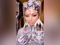 
      
      Urvashi Rautela is a showstopper at Arab Fashion Week
      
      
