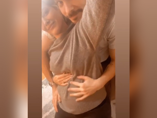 Singer-actor Hilary Duff with husband Matthew Koma (Image Source: Instagram)