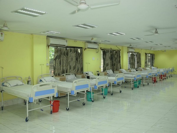 COVID recover-cum-isolation centre at ER's Majerhat Sports Complex (Photo/ANI)