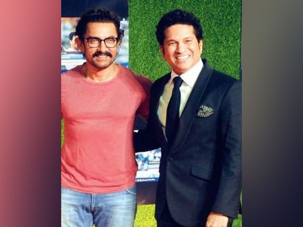 Bollywood actor Aamir Khan with legendary Cricket player Sachin Tendulkar (Image courtesy: Twitter)