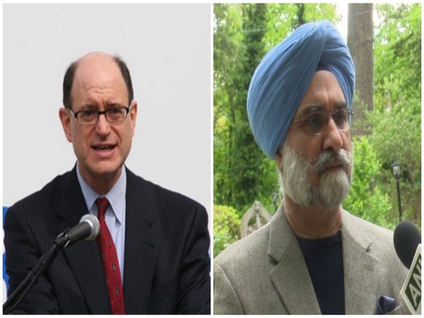 US Congressman Brad Sherman (L) and Indian Ambassador to the United States Taranjit Singh Sandhu (R)