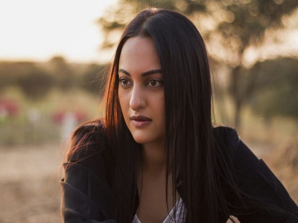 Sonakshi Sinha (Image source: Instagram)
