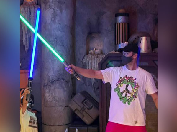 Justin Timberlake with his son Silas (Image Source: Instagram)