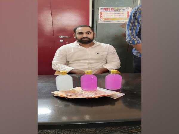 Junior assistant, Mandadapu Anandamohan Chakravarthy