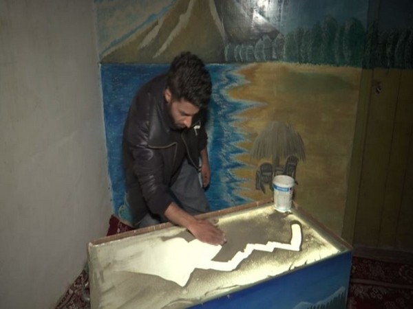 Sand artist Sahil Manzoor (Photo/ANI)