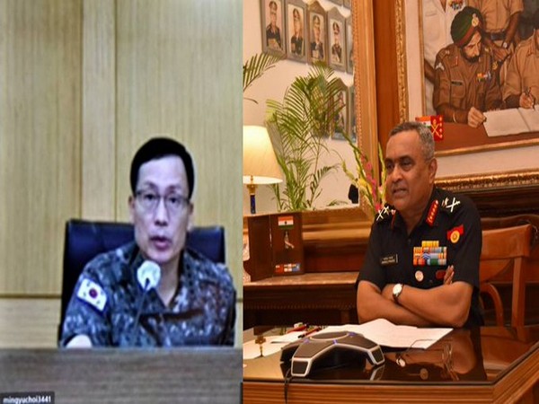 Indian Army Staff Chief General Manoj Pande and South Korean counterpart Jeong Hwan (Photo Credit: Indian Army Twitter handle)