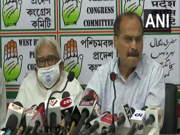Adhir Ranjan Chowdhury (right) and Biman Bose (left) addressing a joint press conference in Kolkata on Monday.