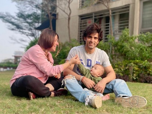 Aditi Shirwaikar Malik, Mohit Malik and Ekbir (Image source: Instagram)