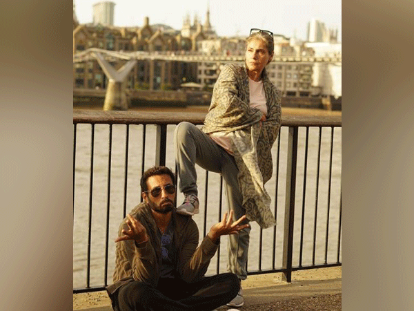 Homi Adajania and Dimple Kapadia, Image courtesy: Instagram