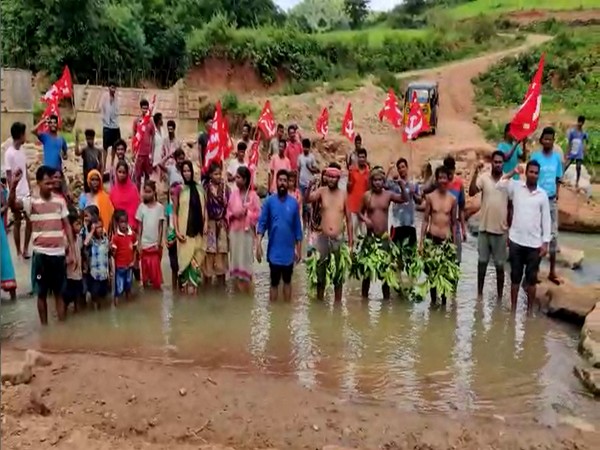Communist Party of India (Marxist) and locals from nearby villages held a protest at a stream in the Araku Valley mandal. 