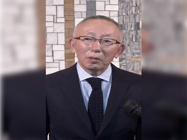 Uniqlo CEO Tadashi Yanai Uniqlo
