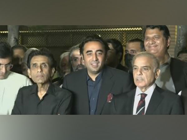 Pakistan opposition leaders holding a presser on Thursday. (Photo credit: Pakistan Peoples Party's Twitter)