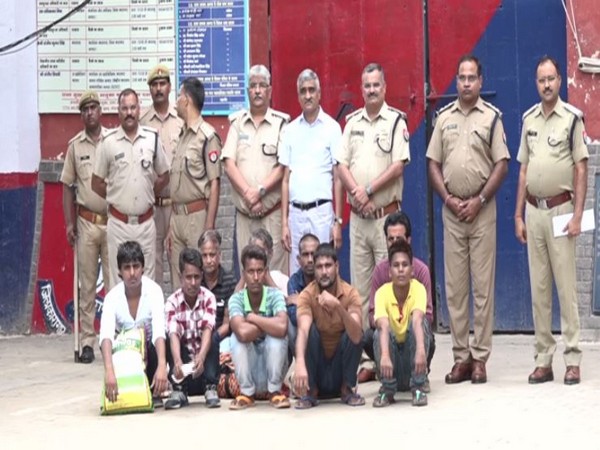 19 prisoners were released from Agra district jail on Thursday 