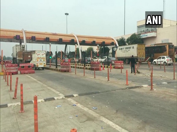 Visual from a toll plaza in Agra