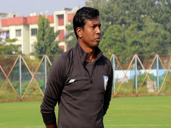Indian Arrows head coach Venkatesh Shanmugam (Image: AIFF)