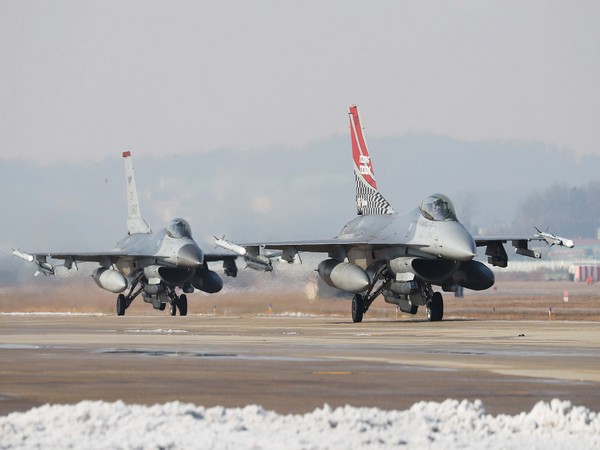 South Korea and the US will conduct a five-day joint comprehensive air combat training.