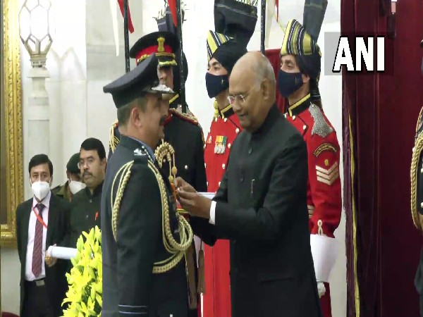 Indian Air Force chief Air Chief Marshal Vivek R Chaudhari receives Param Vishisht Seva Medal from President Ram Nath Kovind. (Photo/ ANI)