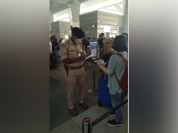 CISF provides masks to its security personnel deployed in Delhi-NCR region on Sunday. Photo/ANI