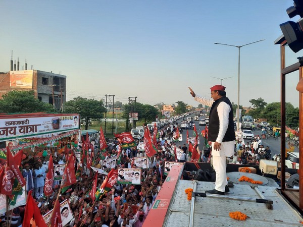 Visual of SP leader Akhilesh Yadav from the 'Rath Yatra' (Photo/ANI) 