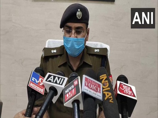 Kuldeep Singh, SP City speaking to media on Saturday. [Photo/ANI]