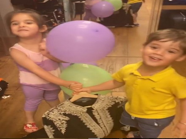 Yash and Roohi Johar (Image courtesy: Instagram)