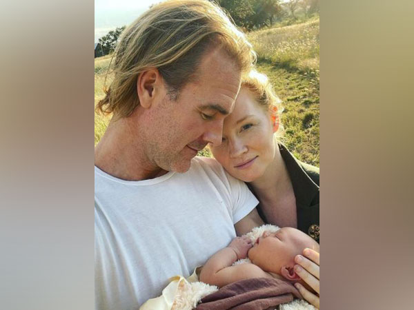 James Van Der Beek with wife Kimberly and newborn baby Jeremiah (Image source: Instagram)