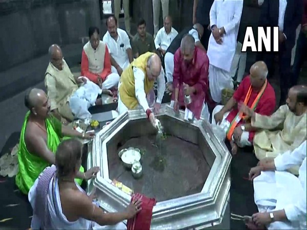 Amit Shah at the Vishnupad Temple in Gaya. (ANI/photo)
