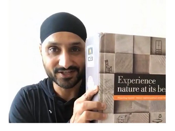 Amulya Mica Imperial Laminate Collection launch by Harbhajan Singh