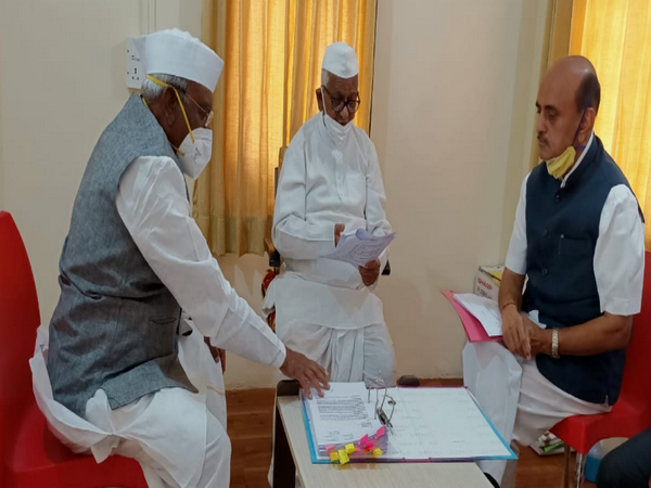 A visual from the meeting between BJP leaders and social activist Anna Hazare in Maharashtra's Ahmednagar district on Monday. (Photo/ANI)