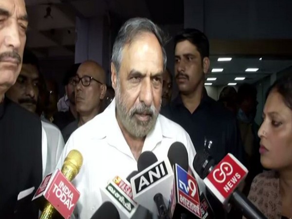 Senior Congress leader Anand Sharma speaking to media in New Delhi on Saturday. Photo/ANI