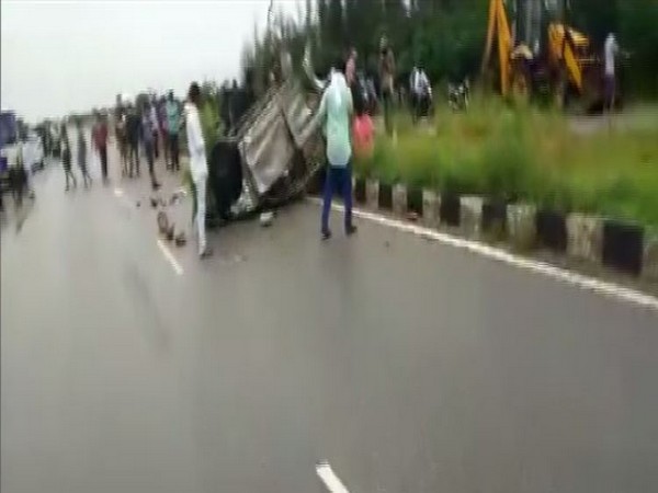 Three died and one was injured in road accident in Anantapuram district of AP. (Photo/ANI)