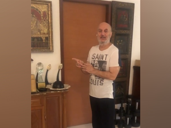 A still from the video shared by actor Anupam Kher (Image source: Instagram)