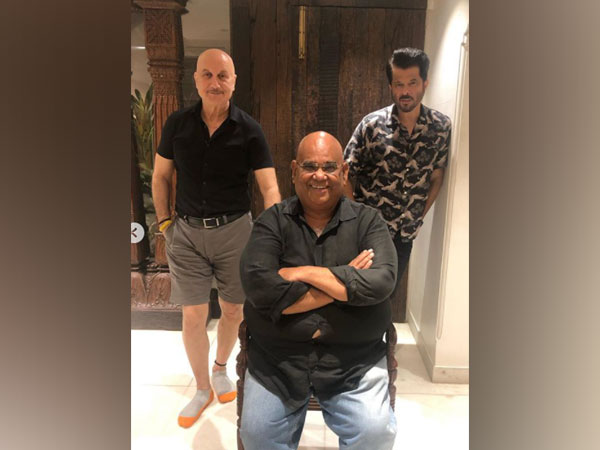 Anupam Kher, Anil Kapoor, Satish Kaushik (Image courtesy: Twitter)