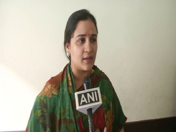 Samajwadi Party leader Aparna Yadav speaking to media reporters on Saturday. Photo/ANI