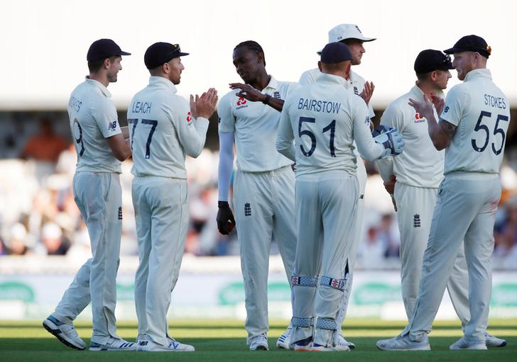 Jofra Archer returned with the figures of 6-62.