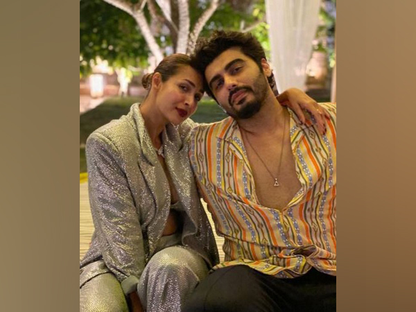 Malaika Arora with Arjun Kapoor (Image Source: Instagram)