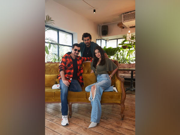 Sanjay Kapoor, Arjun Kapoor, Maheep Kapoor