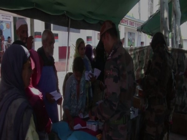 Army organises medical camp in border village of RK Sector. Photo/ANI