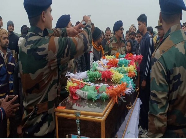Mortal remains of Army Jawan Dharmendra reaches home in Madhya Pradesh. Photo/ANI
