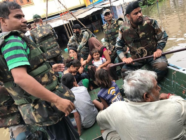 A team of Sapta Shakti Command of Indian Army during the rescue efforts in Jhalawar district on Sunday. photo/ANI
