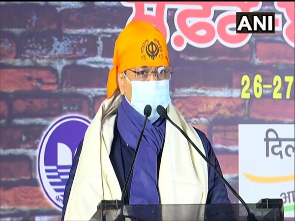 Delhi Chief Minister Arvind Kejriwal addressing protesting farmers at Singhu border. (Photo/ANI)